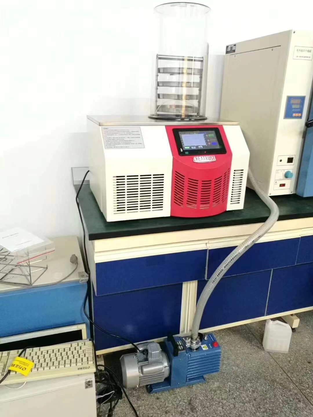 實驗室凍干機4.jpg
